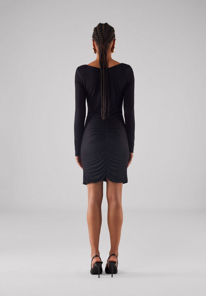 JUNEFRIDAYS Cocktailkleid KLEID Figurbetonte Passform von JUNEFRIDAYS