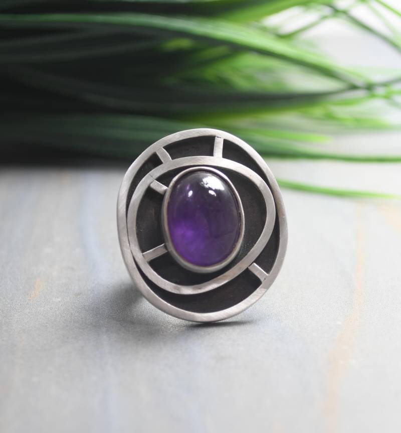 Handgemachter Sterling Silber Amethyst Statement Ring, Einstellbar, Größe 7-8 von JUSTMOD