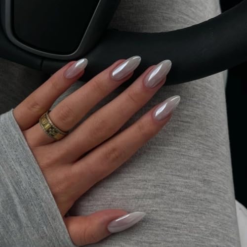 JUSTOTRY 24 Stück Weiß Mirror Nägel Zum Aufkleben Kurz,Chrome Mandel Press on Nails Muster,Glossy Einfarbig Oval Fake Nails Mittel,French Fingernägel zum Aufkleben für Frauen von JUSTOTRY