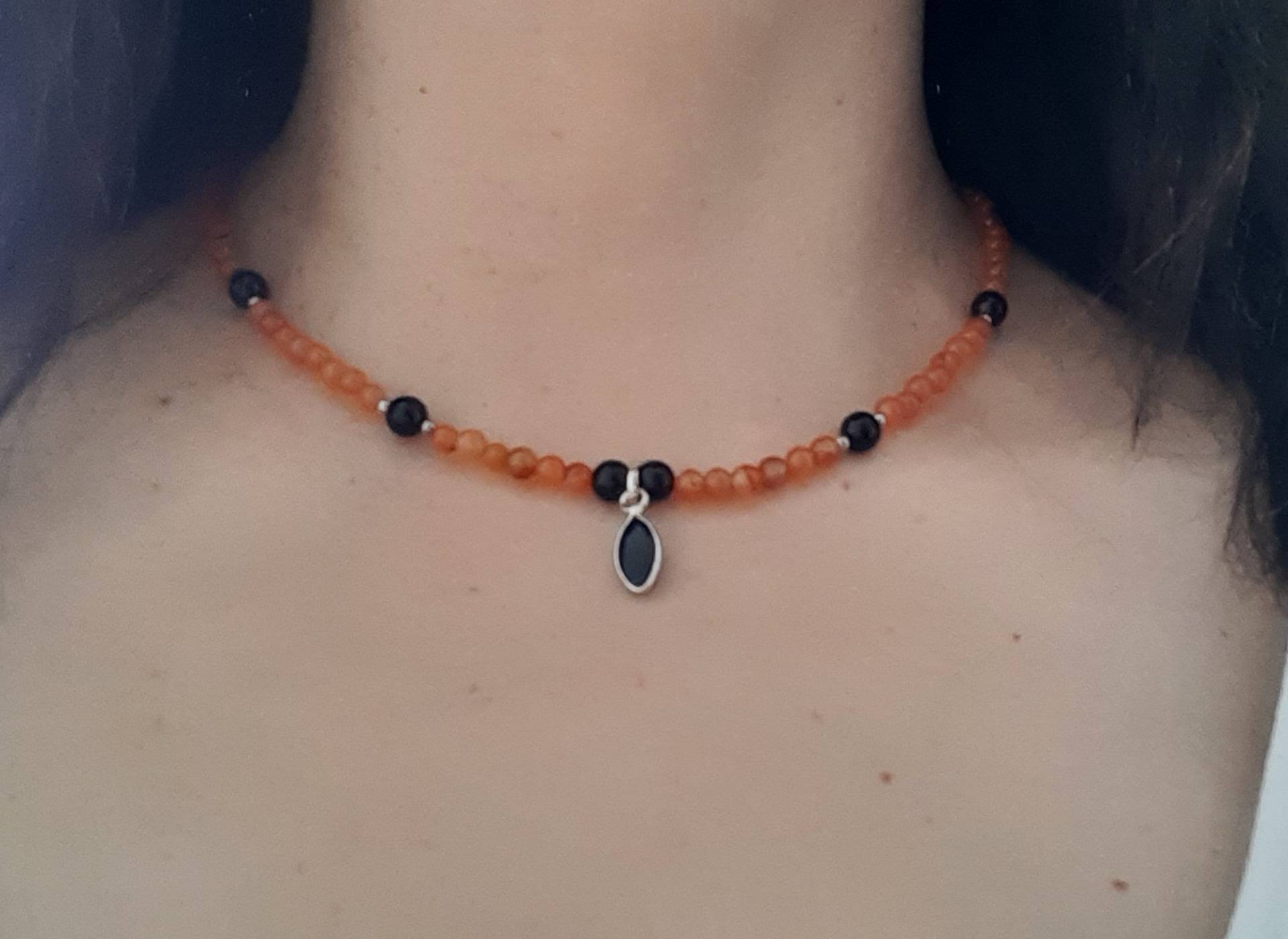 Karneol-Halskette Silber 925 Mit Edelstein Orange Und Schwarz, Schmuck Für Niederlande von JUWELUNDCHARME
