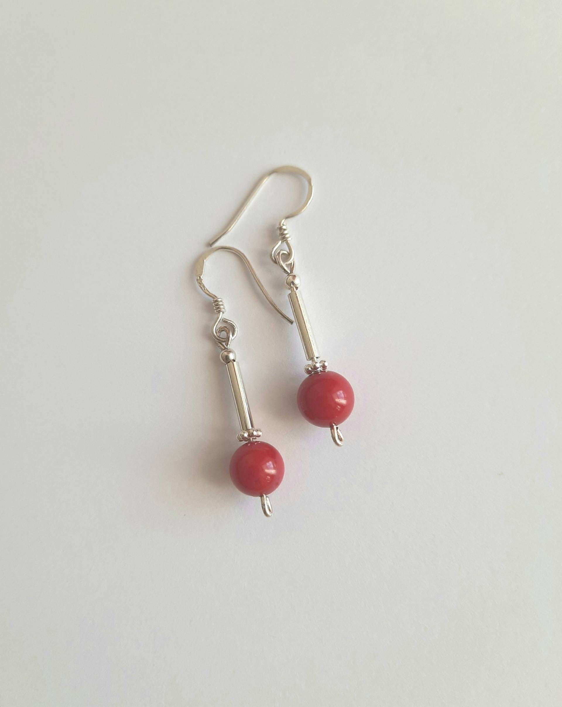 Koralle Ohrringe Silber 925 Stein Rot, Lange Ohrringe, Mutter Geschenk von JUWELUNDCHARME