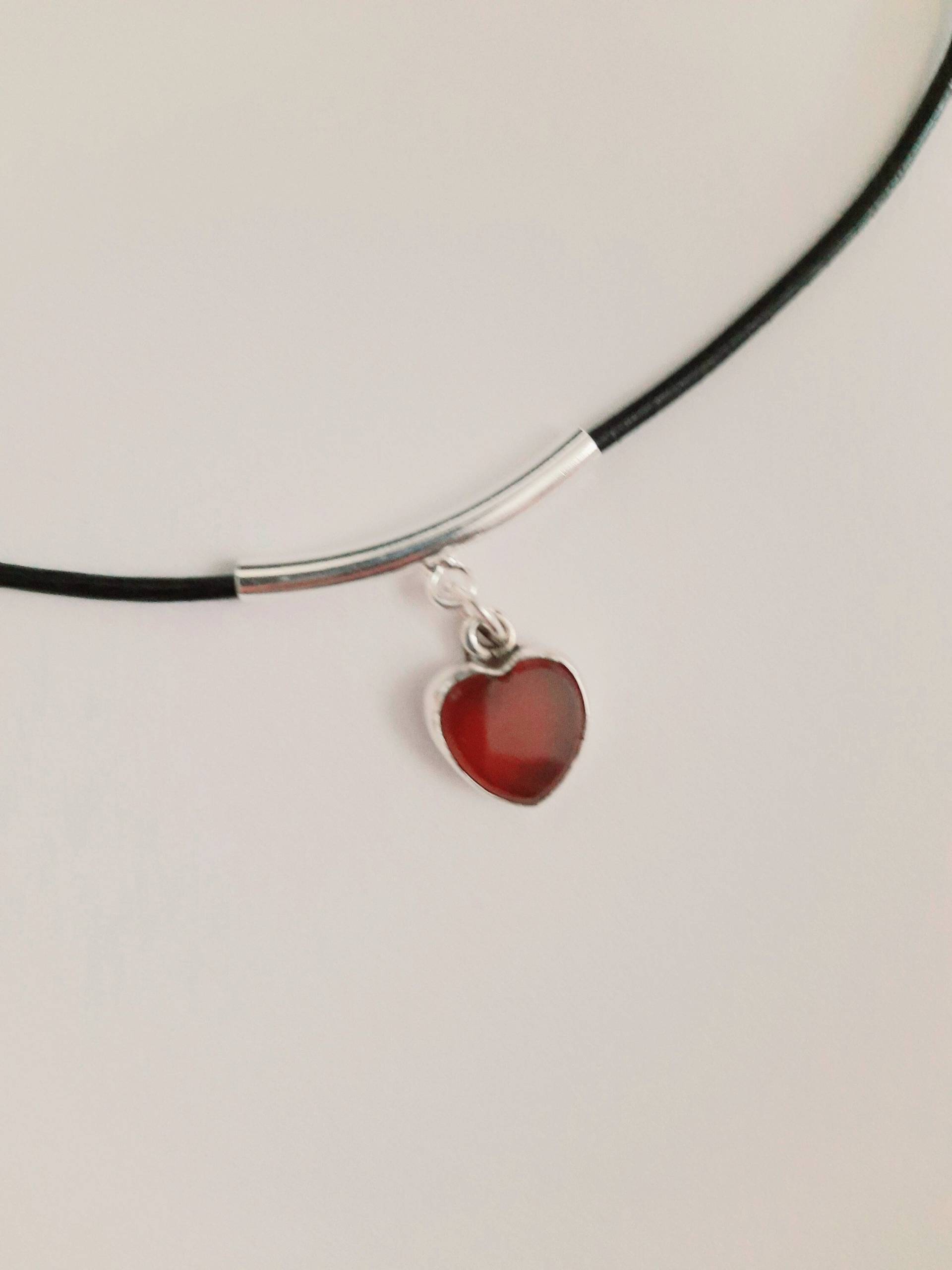 Leder Halskette Mit Silber Und Karneolherz. Jugendschmuckset Rotem Edelstein von JUWELUNDCHARME