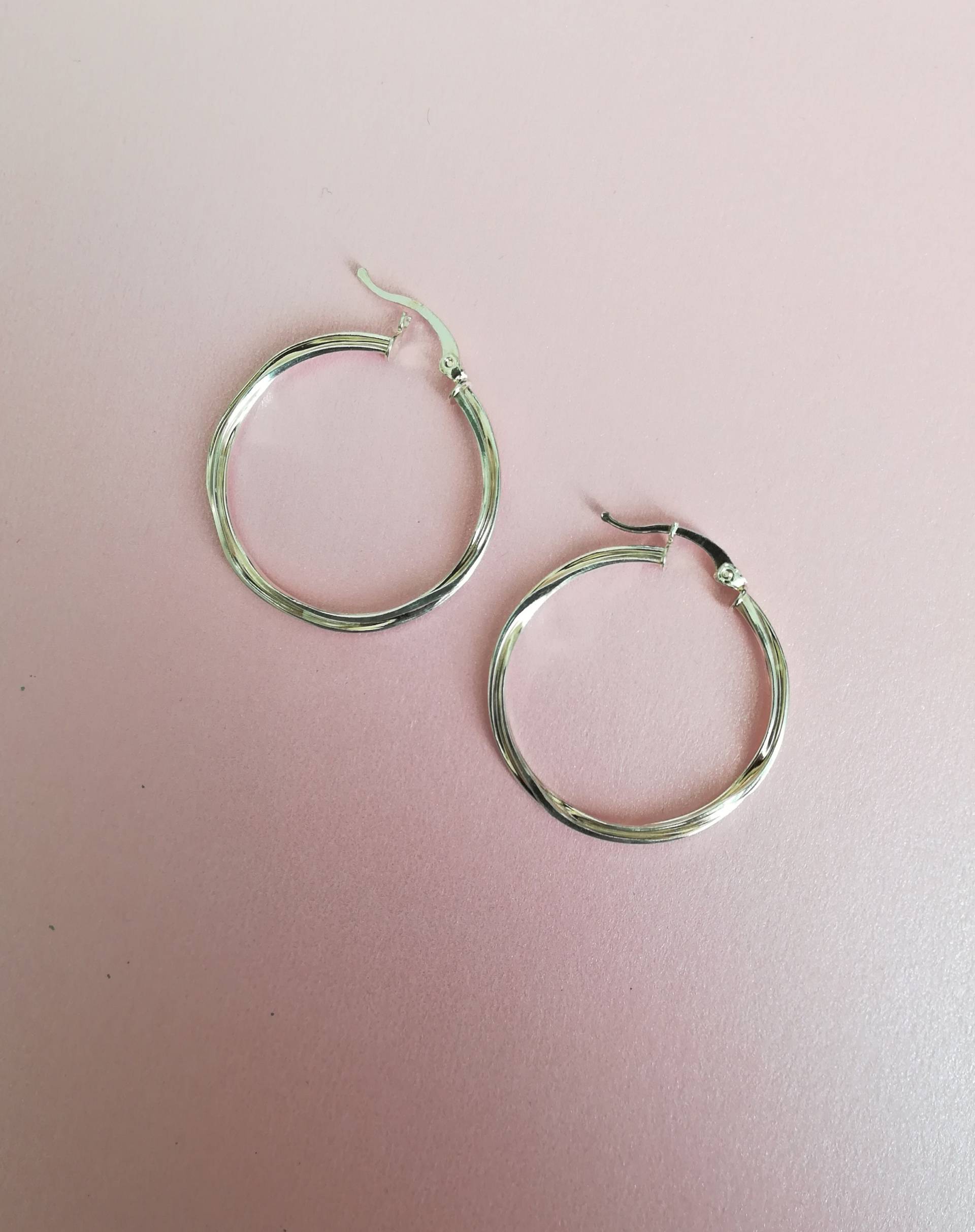 Moderne Creolen Aus 925Er Silber, Große Ohrringe Rund von JUWELUNDCHARME