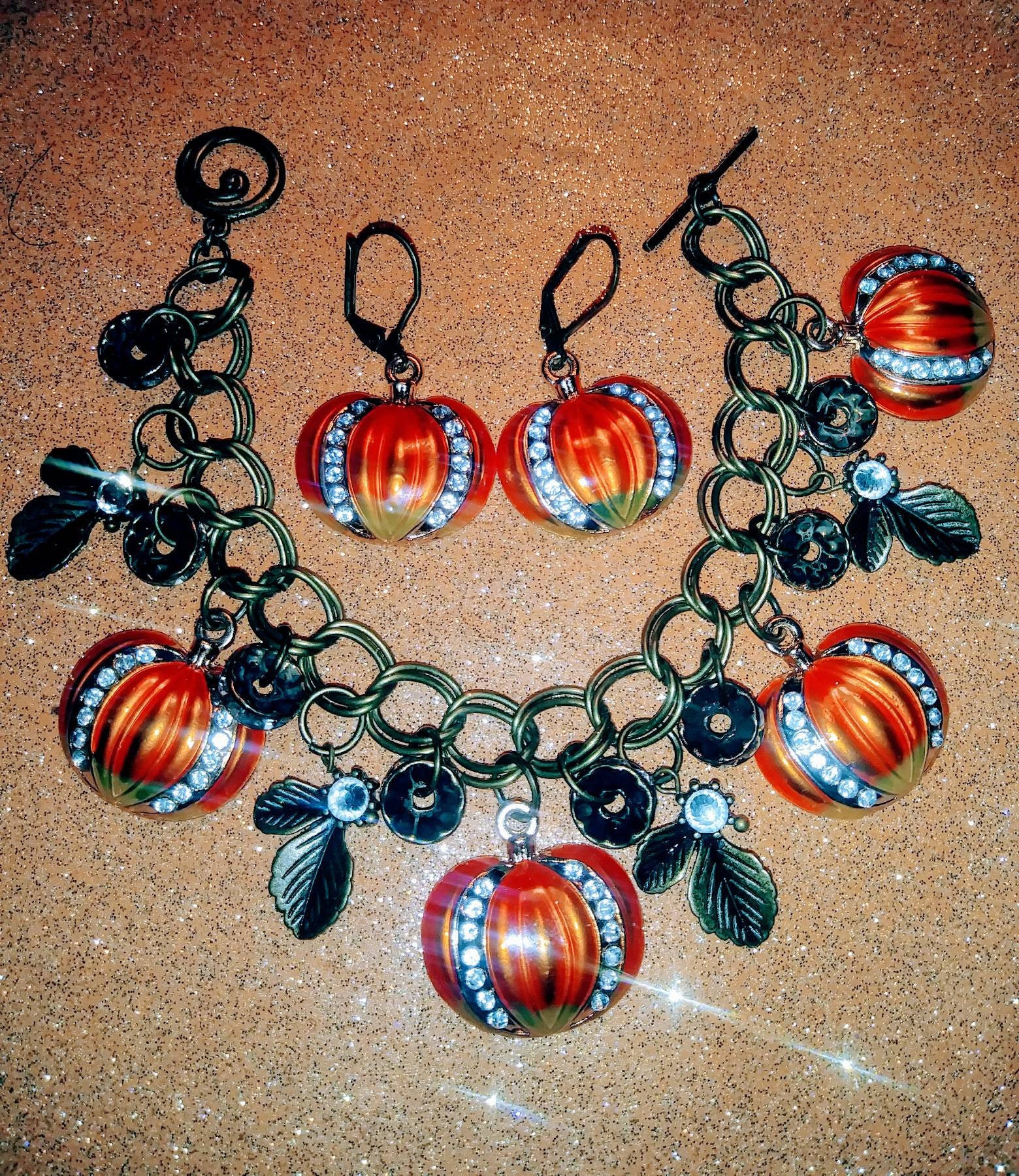 Herbst Kürbis Bling Anhänger Set Herbst Kürbis Bling Anhänger Set von JUniQueFinZ