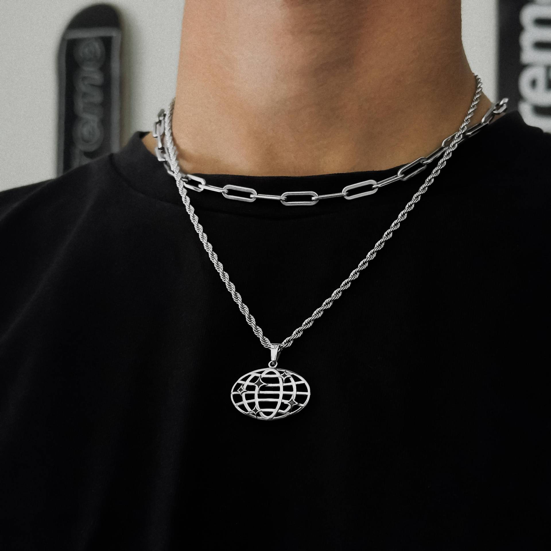 Erde-Kette Silber Herren | 3mm Seilkette Globus-Anhänger Silber-Halskette Wasserfestes Design Einzigartiges Geschenk von JVillionJewelry