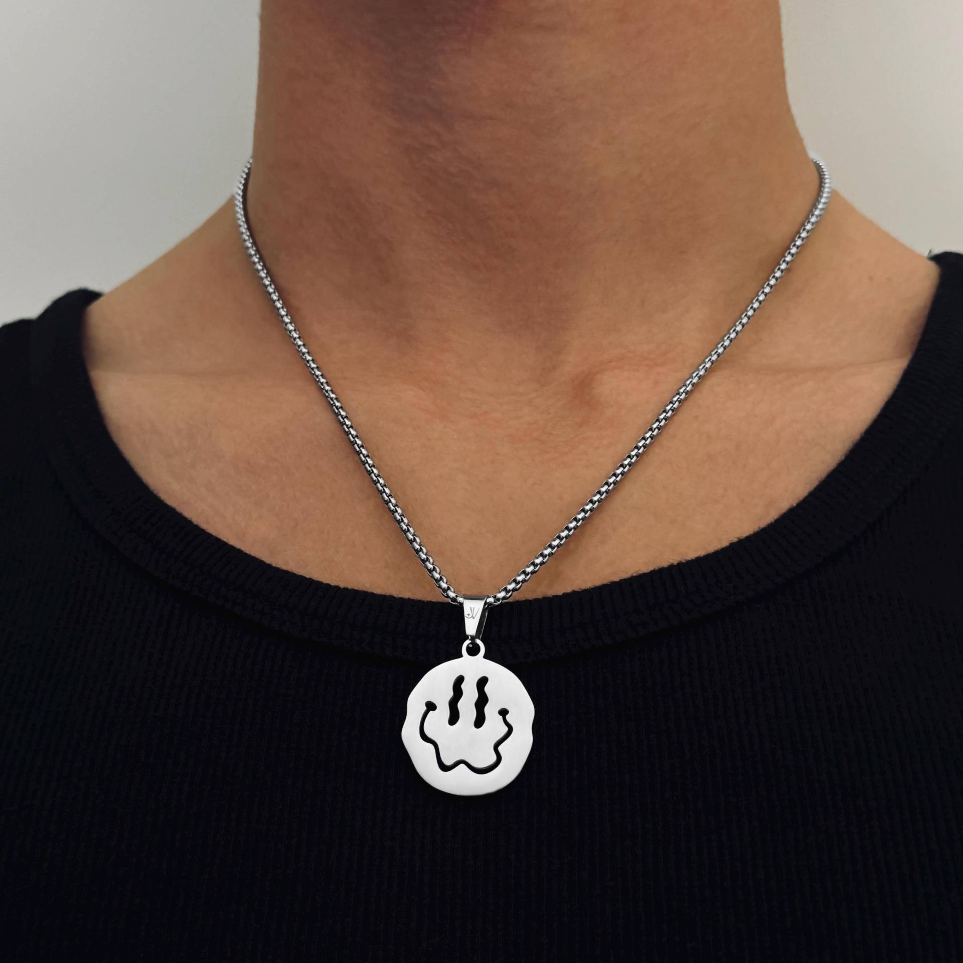 Smiley Kette Herren - Box Halskette Silber Anhänger Streetwear Schmuck Wasserfest & Nicht Abfärbend von JVillionJewelry