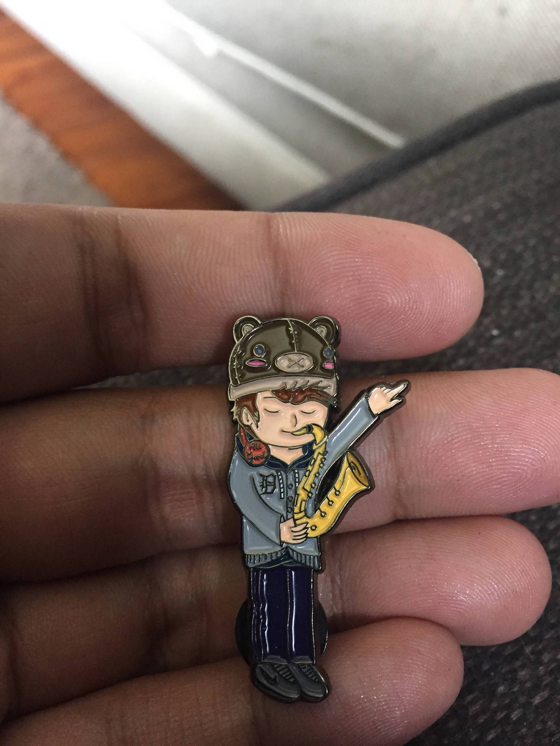 Griz "Gefühl Den Funk" Pin - Detroit Regelmäßige Variante von JVisuals