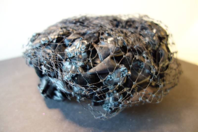 Ladies Hat-Black Cloche Style Sculpted Netting 1930S Vintage Hat Classic-Excellent Condition-Union Made By Hand Mint Condition von JVoyage