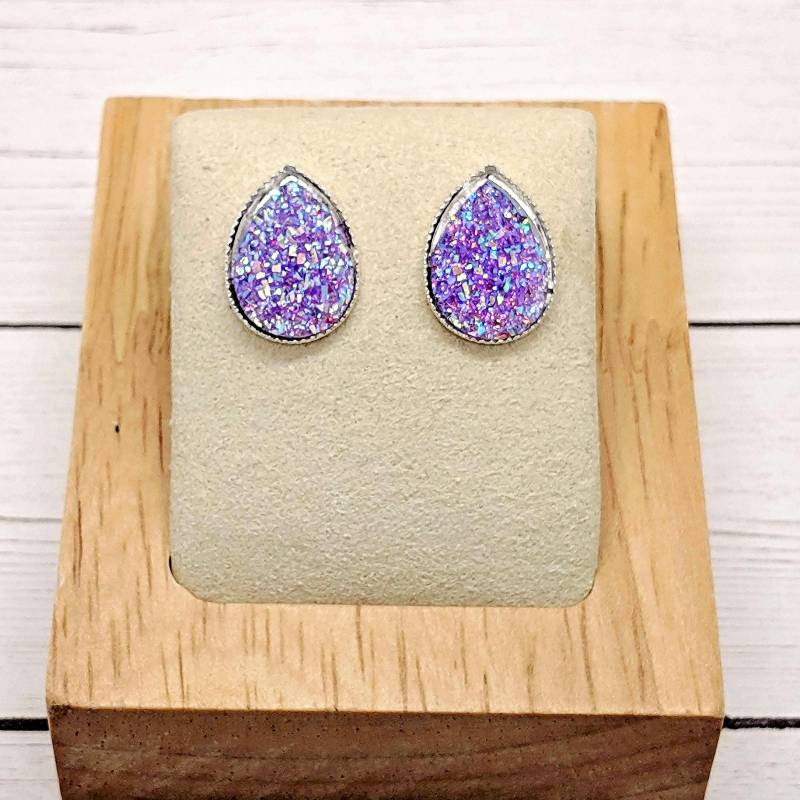Flieder Druzy Teardrop Ohrstecker Handmade Silber Ton von JWDesignsByBrittney