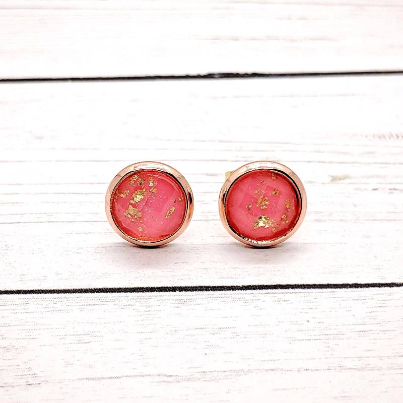 Gold Flocken Ohrstecker Handgemachte Minimalist Schmuck von JWDesignsByBrittney