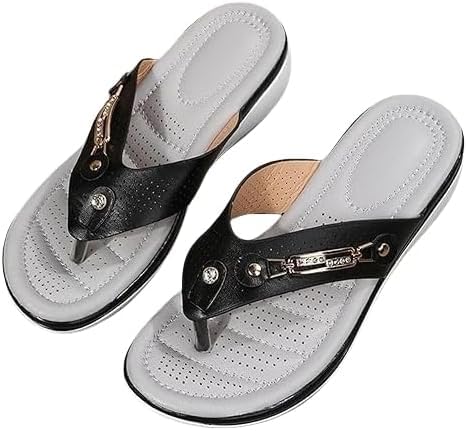 JXpxbao Sandalen für Frauen, Sommerschuhe Bequeme Flip Flops Kissen Bogen Unterstützung Strand Dressy Sommer Casual Sandale Low Wedge Walking Lightweight Non-Slip Slippers (Schwarz,40) von JXpxbao