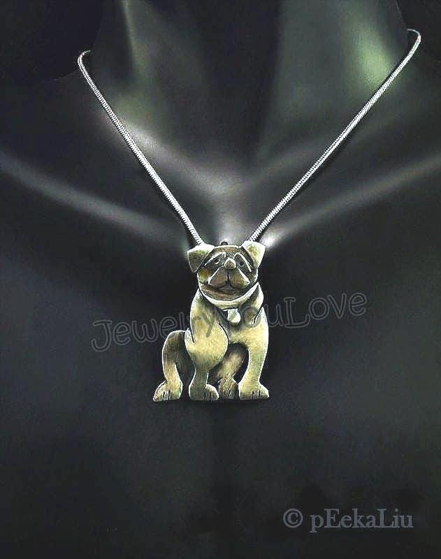 Handgemachte Sterling Silber Mops Halskette - Gänseblümchen Handgemachte Sterling Silber Mops Halskette - Gänseblümchen von JYLbyPeekaliu