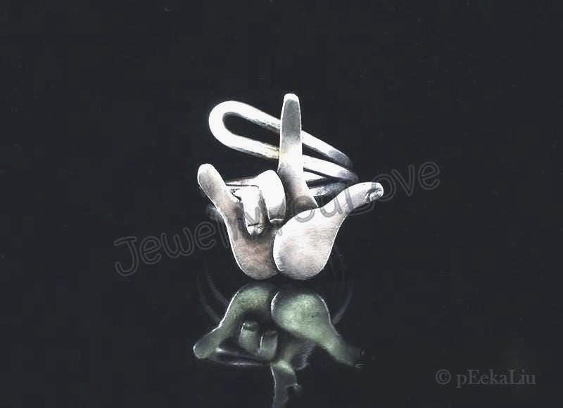 Handgefertigter Sterling Silber Ich Liebe Dich Gebärdensprache Ring Handgefertigter Sterling Silber Ich Liebe Dich Gebärdensprache Ring von JYLbyPeekaliu