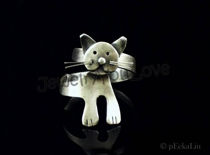 Verstellbarer Handgemachter Sterlingsilber-Katzenring - Keks Verstellbarer Handgemachter Sterlingsilber-Katzenring - Keks von JYLbyPeekaliu