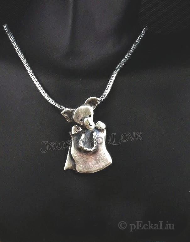Handgemachte Sterling Silber Chihuahua Halskette - Chilli Handgemachte Sterling Silber Chihuahua Halskette - Chilli von JYLbyPeekaliu