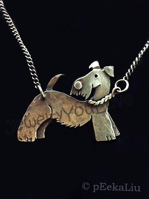 Handgemachte Sterling Silber Schnauzer/Wire Foxterrier Halskette Roller Scooter Handgemachte Sterling Silber Schnauzer/Wire Foxterrier Halskette Roller Scooter von JYLbyPeekaliu