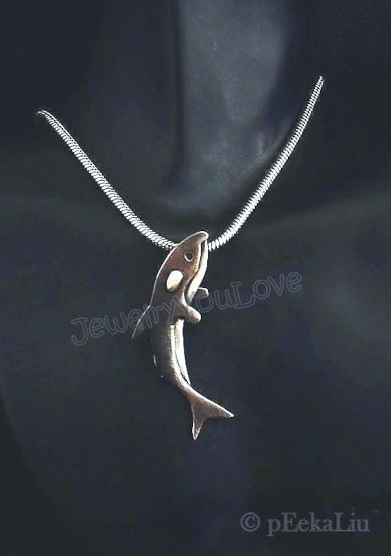 Handgemachte Sterling Silber Schwertwal Halskette - Orca Handgemachte Sterling Silber Schwertwal Halskette - Orca von JYLbyPeekaliu