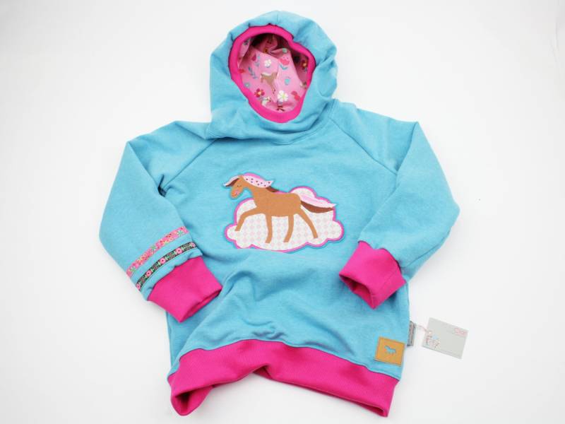 Kapuzenpulli Gr. 110 Pferdchen Türkis/Pink von JaClarDesign