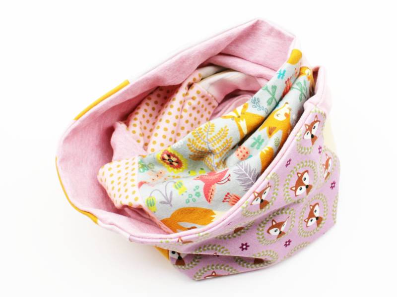 Kinderloop Patchwork Füchse Gelb/Rosa von JaClarDesign
