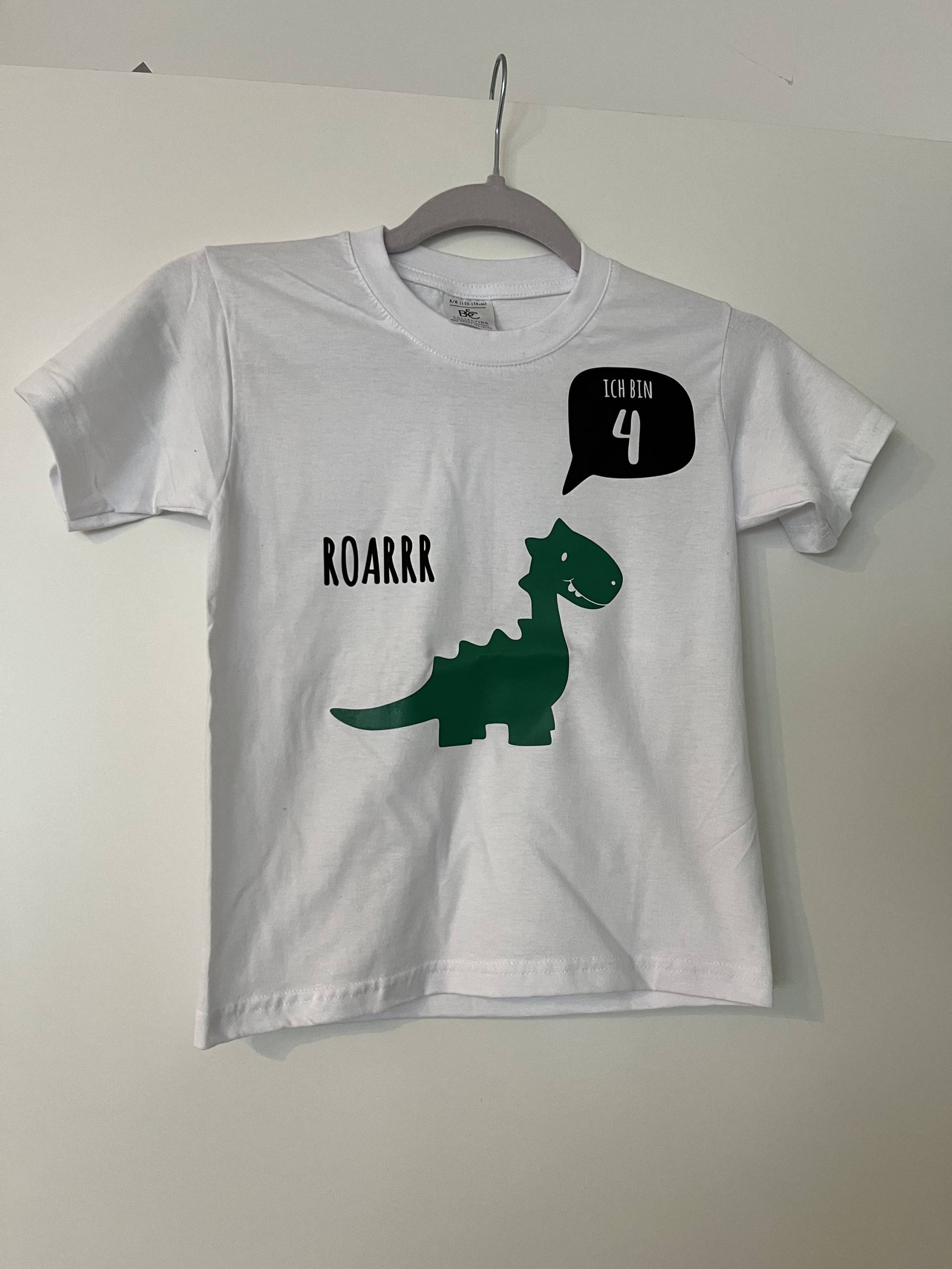 Geburtstagsshirt Dinosaurier. Shirt Dino. Birthday Boy. Dinofan. 4. Geburtstag. Geburtstagsjunge. Geburtstagskind. T-Shirt Dino von JaLeKreativGeschenk