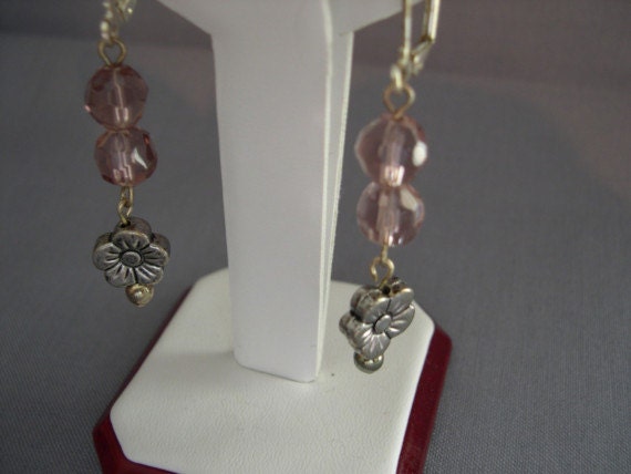 Hängende Blumen Ohrringe ~ Handmade Hängende Blumen Ohrringe ~ Handmade von JaPerryJewels