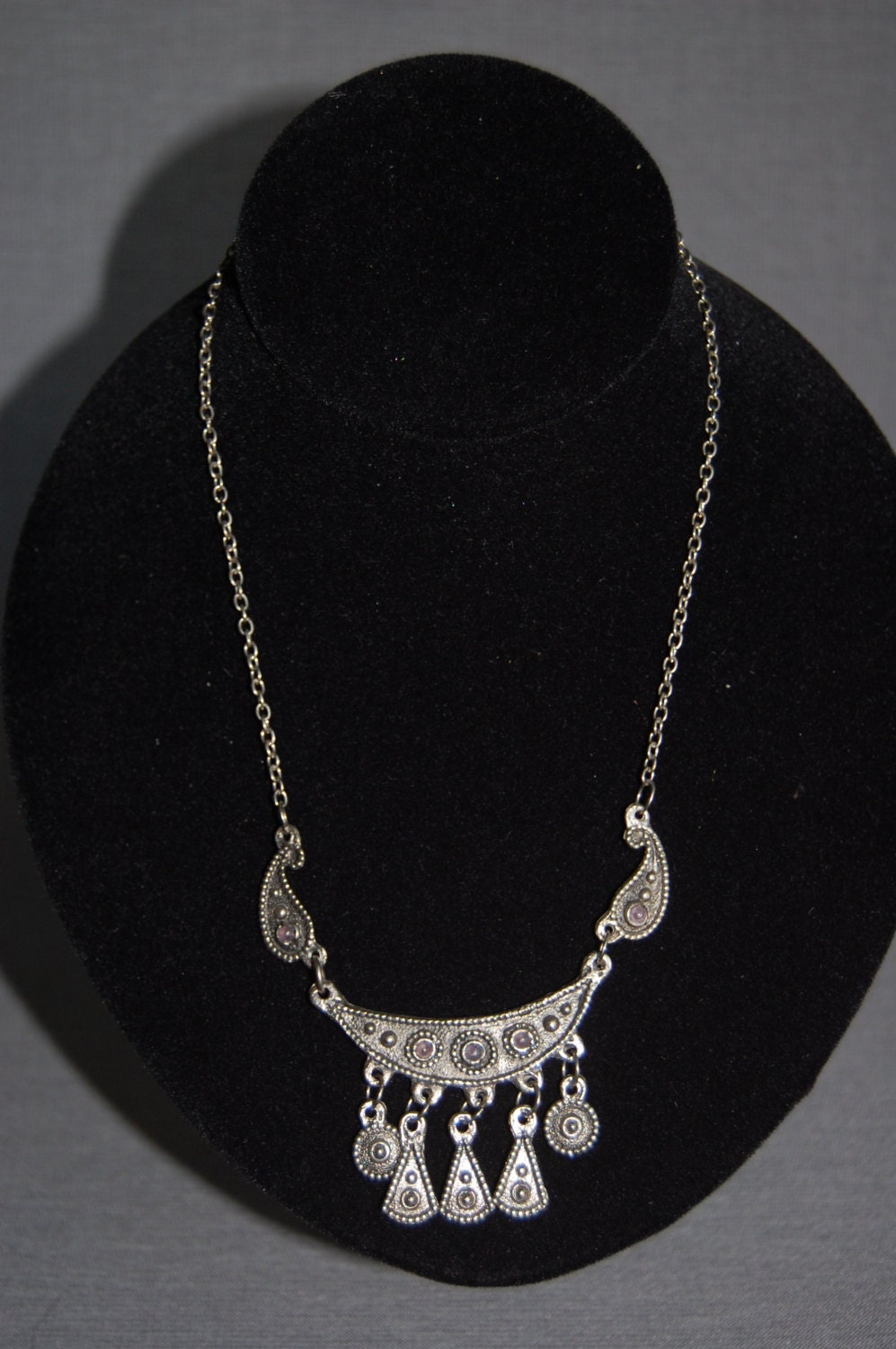 Paisley Mond Halskette ~ Vintage Paisley Mond Halskette ~ Vintage von JaPerryJewels