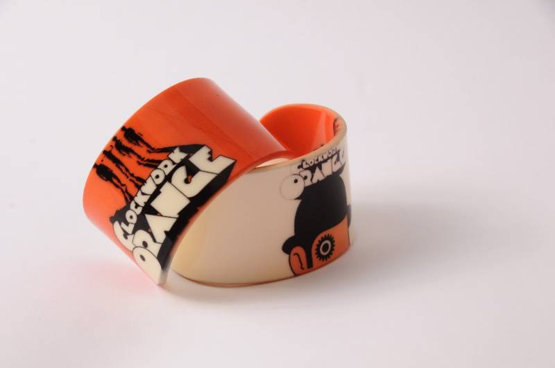 Acryl Armreif/Armband - Ein Uhrwerk Orange Stanley Kubrick Manschette Acryl Armreif/Armband - Ein Uhrwerk Orange Stanley Kubrick Manschette von JabaleeDesign