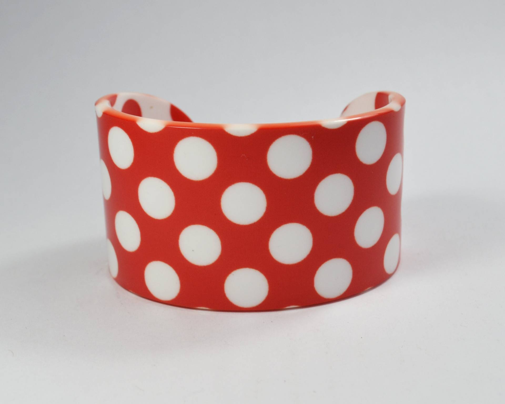 Rot Und Weiß Polka Dot Design - Rot Marienkäfer Manschette Armband Rot Und Weiß Polka Dot Design - Rot Marienkäfer Manschette Armband von JabaleeDesign