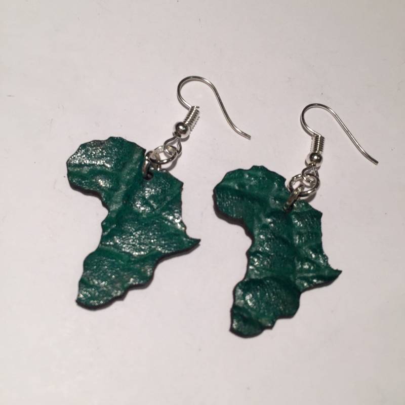 Grün Leder Afrika, Leichte Ohrringe, Aussage Ohrringe von JacarandaCraft