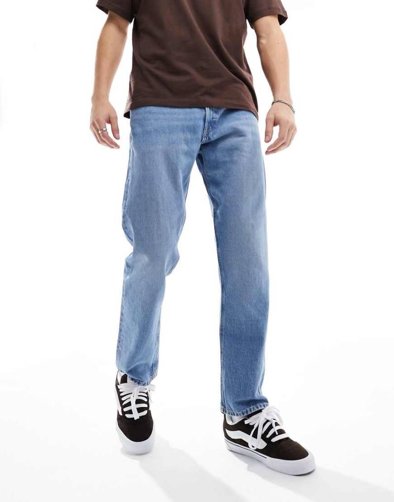 Jack & Jones - Chris - Straight Jeans in mittelblauer Waschung von Jack & Jones
