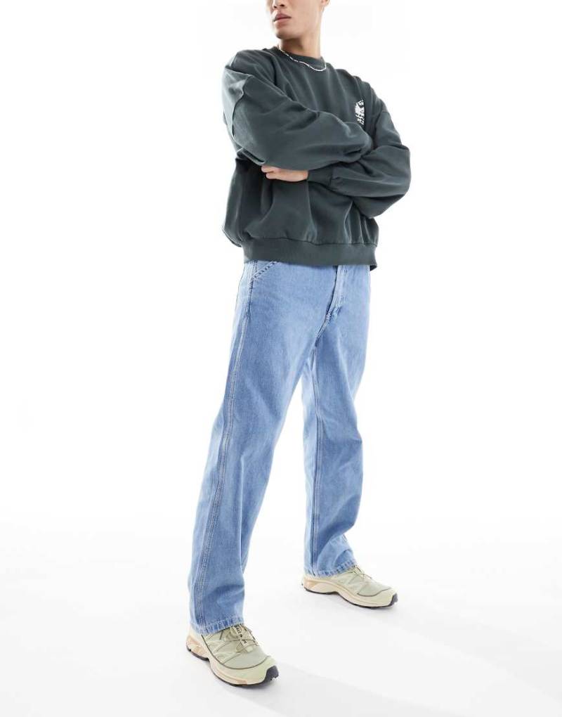 Jack & Jones - Eddie - Locker geschnittene Arbeiter-Jeans in mittelblauer Waschung von Jack & Jones