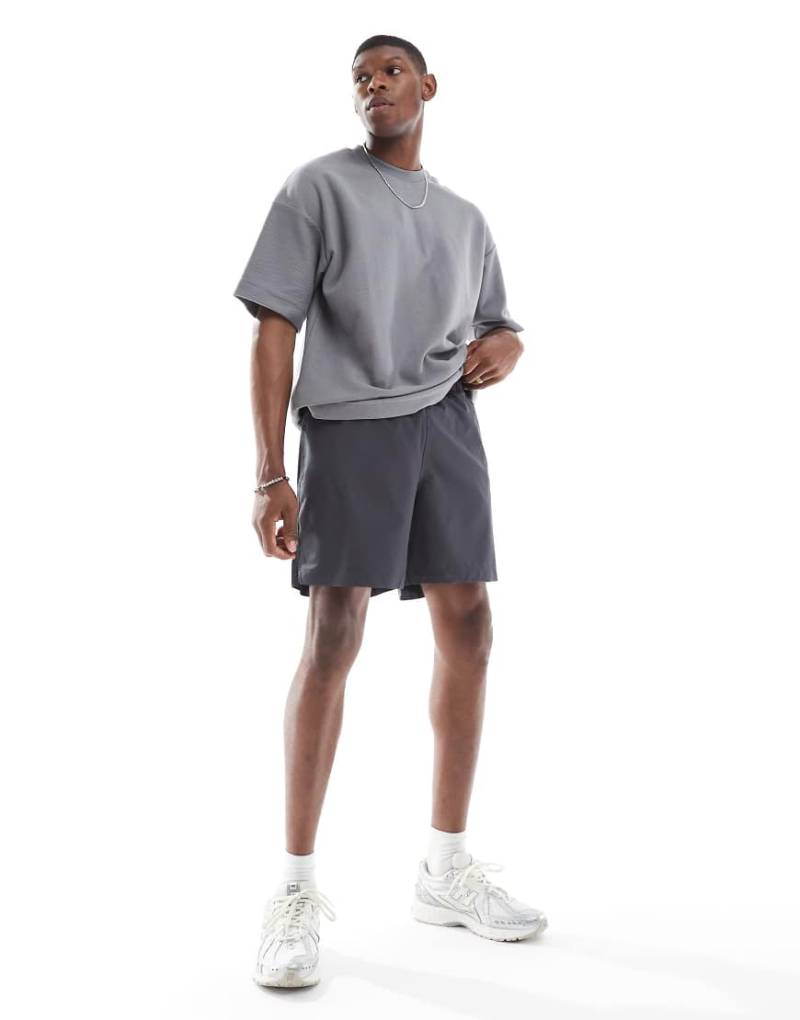 Jack & Jones - Funktions-Shorts in Grau von Jack & Jones