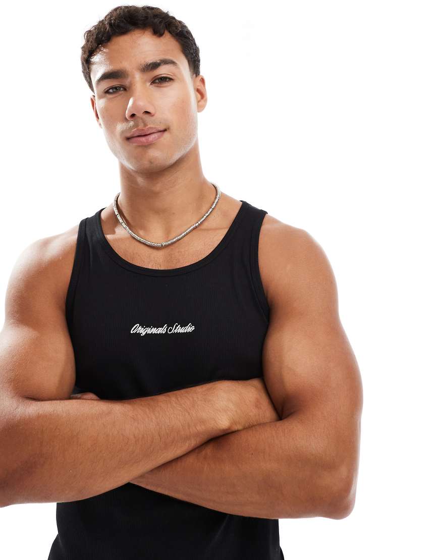 Jack & Jones - Geripptes Trägertop in Schwarz mit Stickerei von Jack & Jones