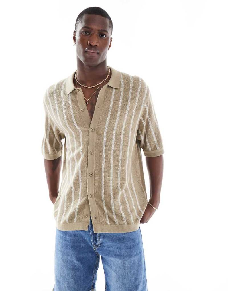 Jack & Jones - Gestricktes Polohemd in Beige mit Knopfleiste und Streifen-Neutral von Jack & Jones