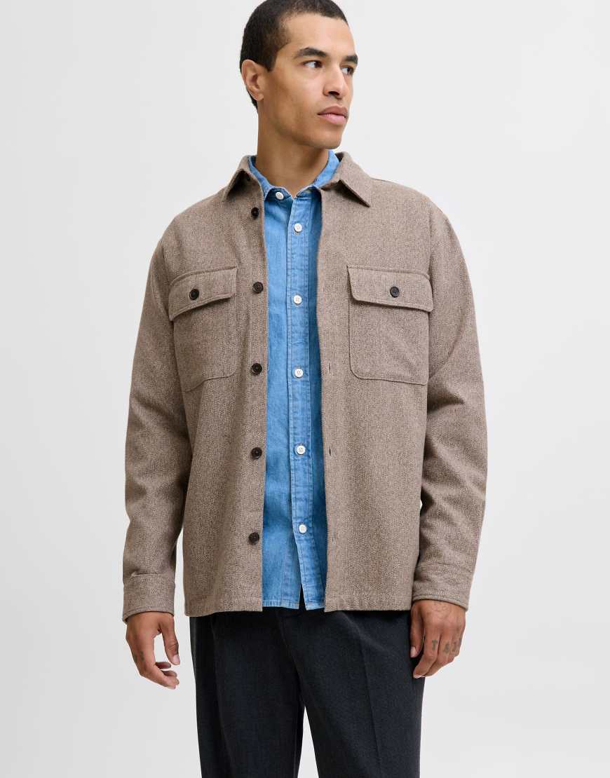 Jack & Jones - Hemdjacke in der Farbe Brindle-Weiß von Jack & Jones