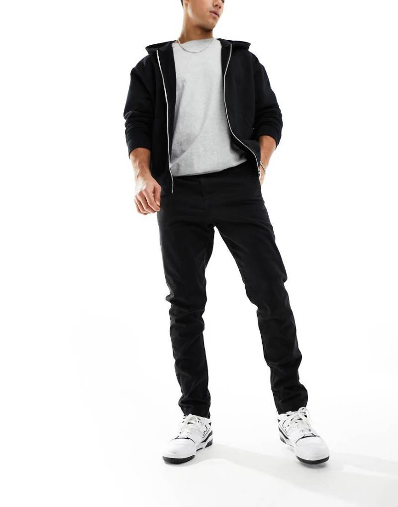 Jack & Jones Intelligence - Schmal geschnittene Chinos in Schwarz von Jack & Jones