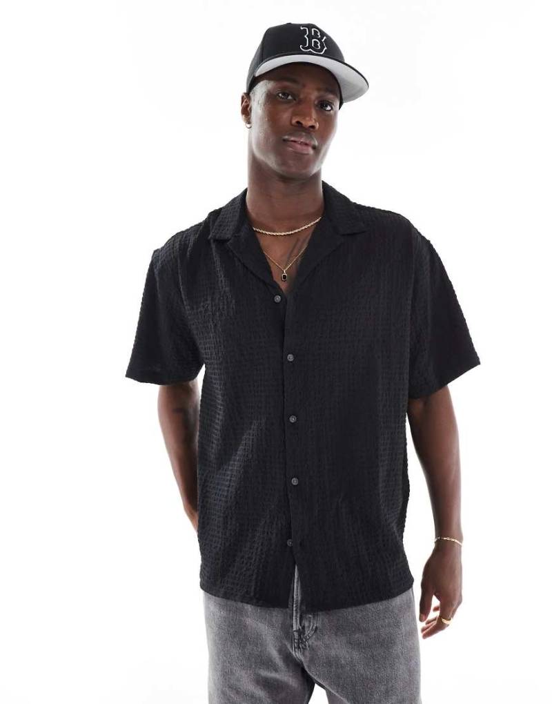 Jack & Jones - Kurzärmliges Hemd aus Seersucker in Schwarz mit Reverskragen von Jack & Jones