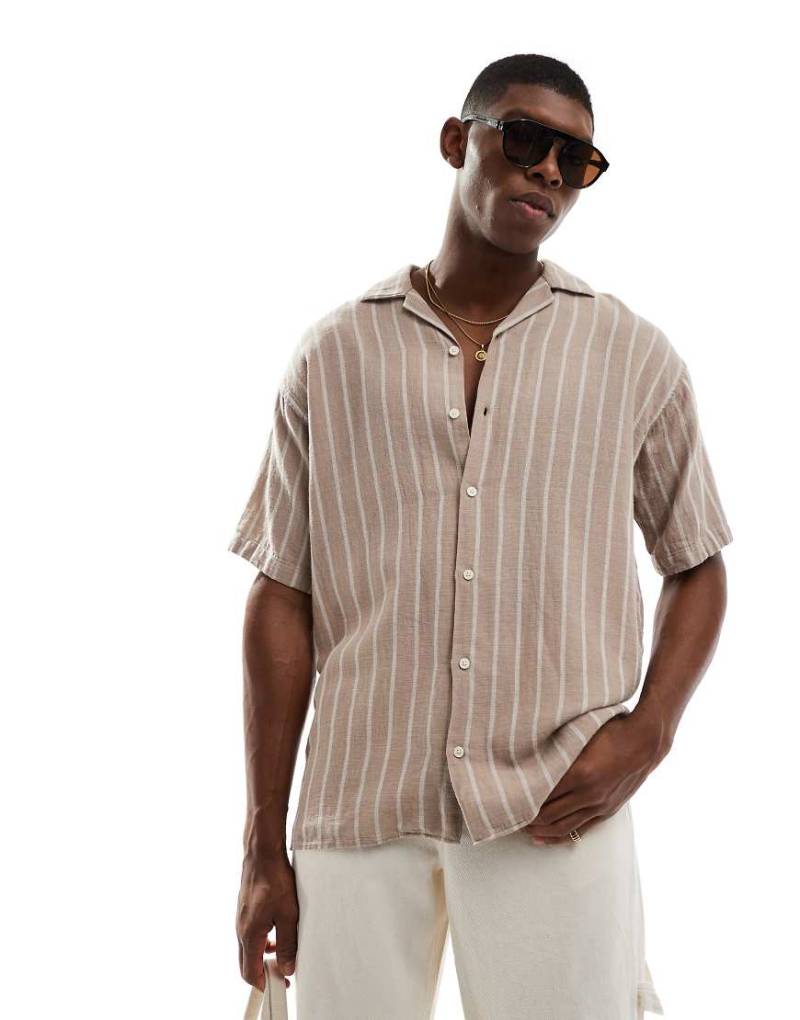 Jack & Jones - Kurzärmliges Hemd in Beige gestreift mit Struktur und Reverskragen-Neutral von Jack & Jones