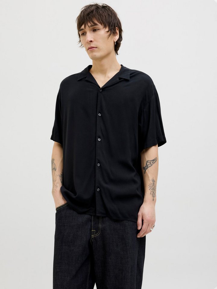Jack & Jones Kurzarmhemd JJEJEFF SOLID RESORT SHIRT S/S SN mit Resort Kragen von Jack & Jones