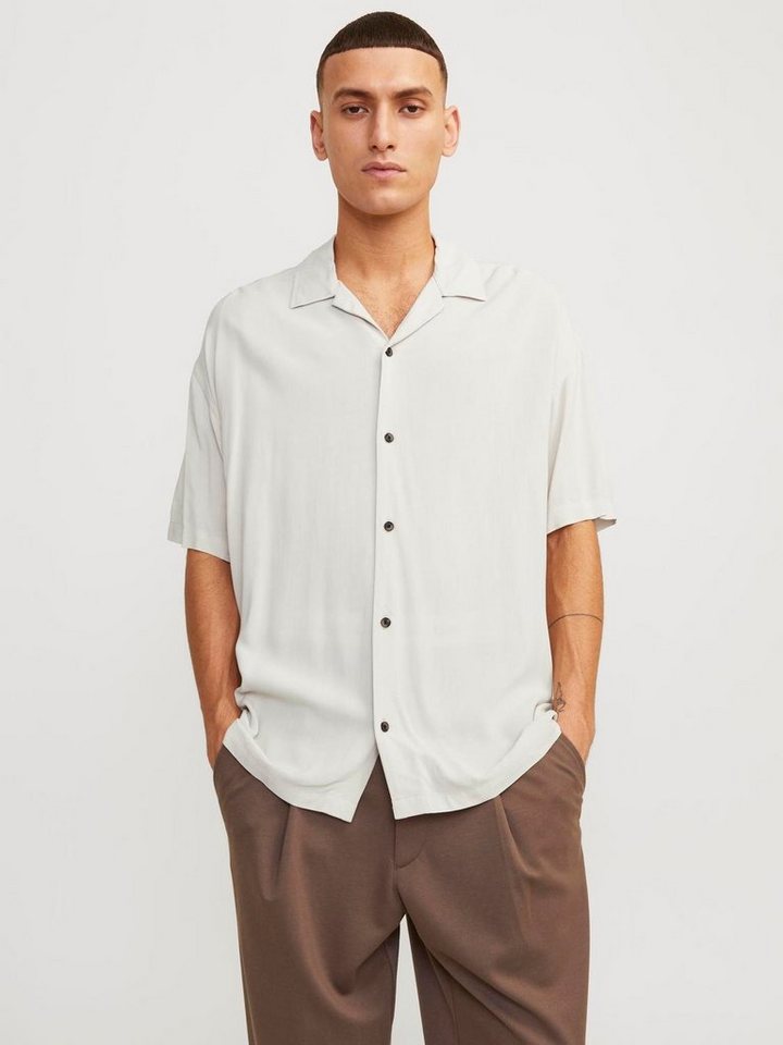 Jack & Jones Kurzarmhemd JJEJEFF SOLID RESORT SHIRT SS SN von Jack & Jones