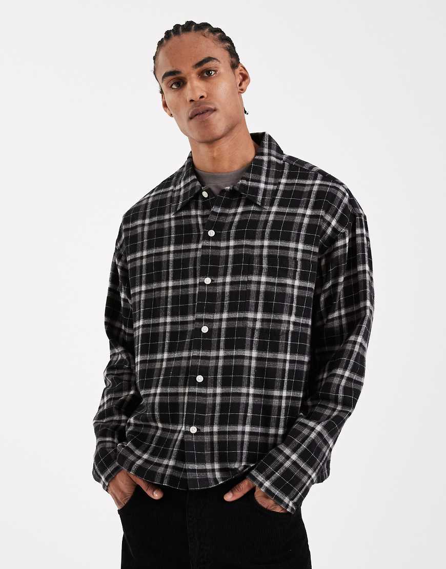 Jack & Jones - Langärmliges, kastiges Hemd in Schwarz mit Karomuster von Jack & Jones