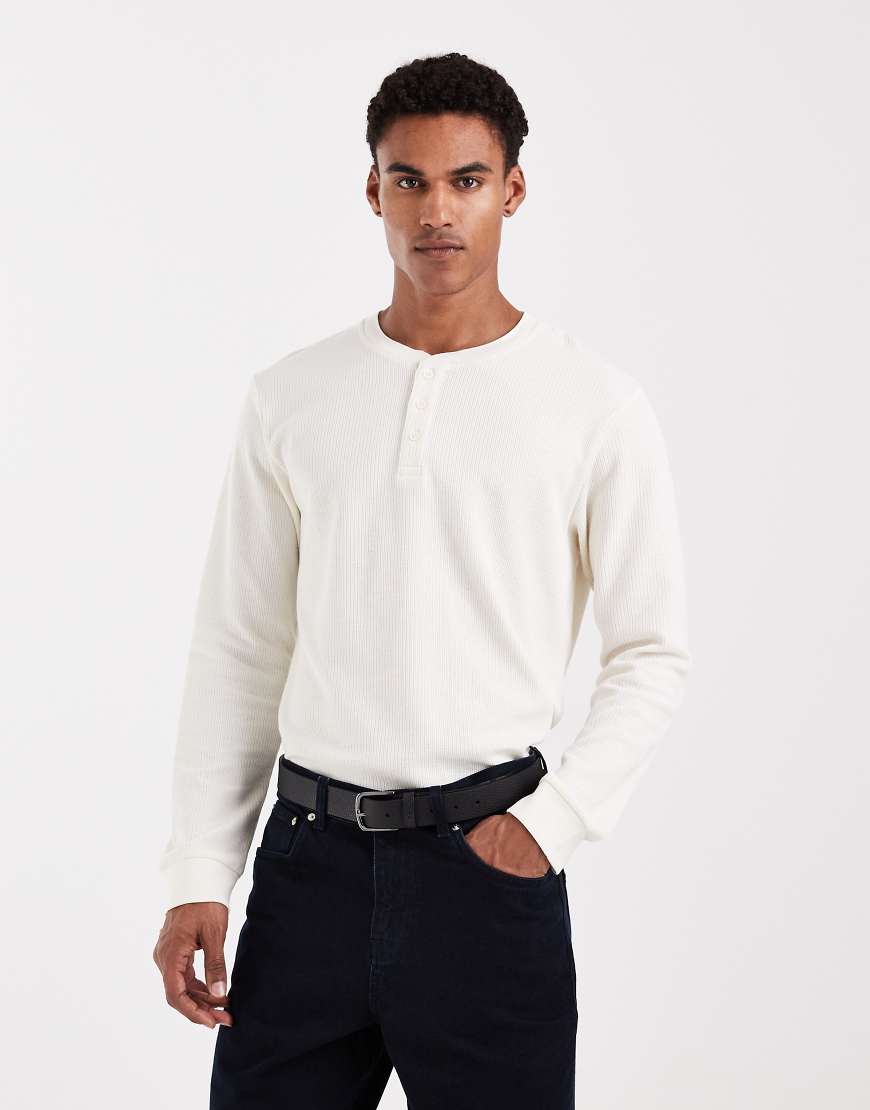 Jack & Jones - Langarmshirt in Creme mit Henley-Ausschnitt-Weiß von Jack & Jones