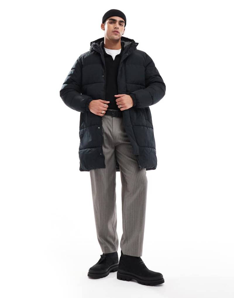 Jack & Jones - Lange Pufferjacke in Schwarz mit Kapuze von Jack & Jones