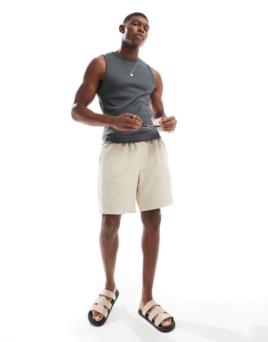 Jack & Jones - Locker geschnittene Shorts aus Cord in Creme-Weiß Jack & Jones - Locker geschnittene Shorts aus Cord in Creme-Weiß von Jack & Jones