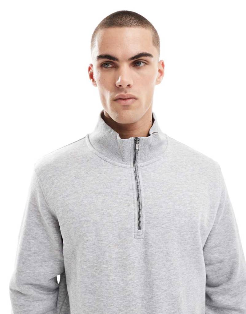 Jack & Jones - Oversize-Sweatshirt in Grau mit kurzem Reißverschluss von Jack & Jones