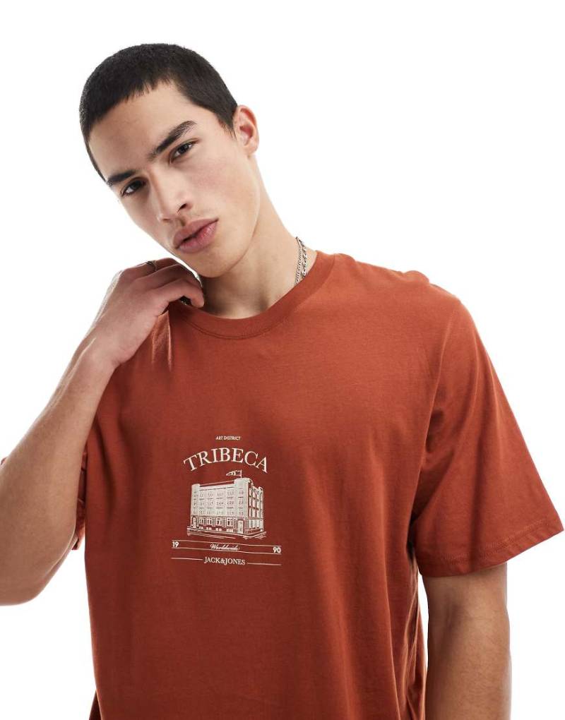 Jack & Jones - Oversize-T-Shirt in Terracotta mit Print auf der Brust-Braun von Jack & Jones