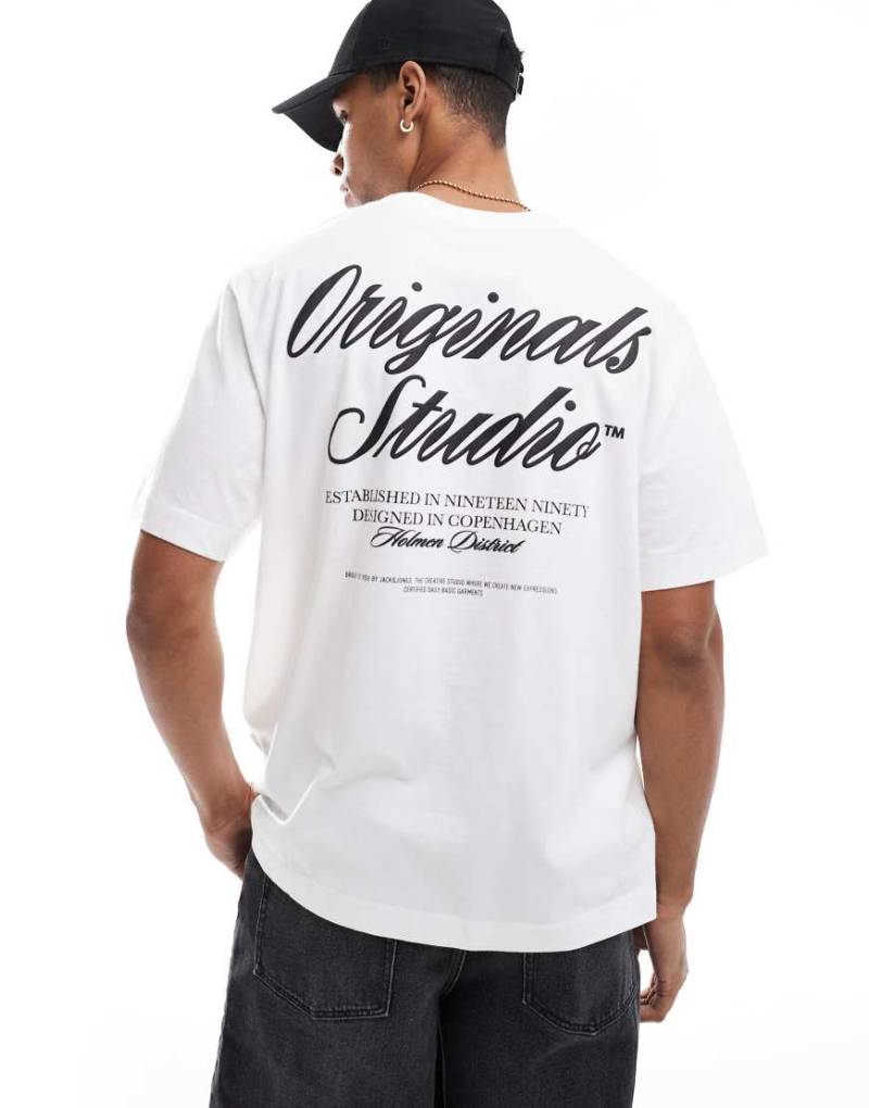 Jack & Jones - Oversize-T-Shirt in Weiß mit Schreibschrift-Rückenprint von Jack & Jones