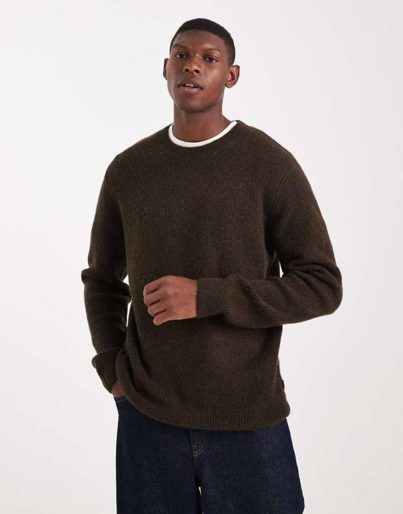 Jack & Jones Premium - Flauschiger, gerippter Pullover in Braun-Brown von Jack & Jones