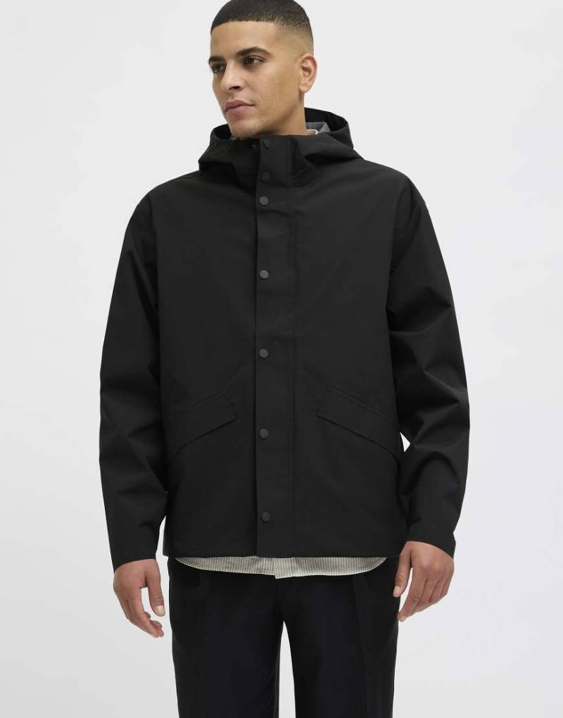 Jack & Jones - Regenjacke in Schwarz von Jack & Jones