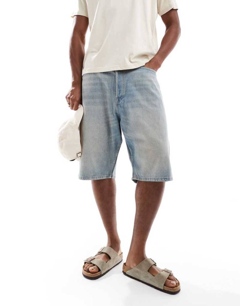 Jack & Jones -Ron - Skater-Shorts aus Denim im hellblauer Waschung von Jack & Jones